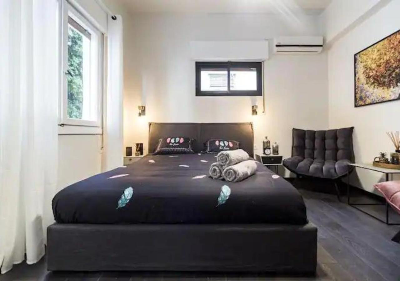 New! 2 Bd Premium House W/large Balcony Tel Aviv