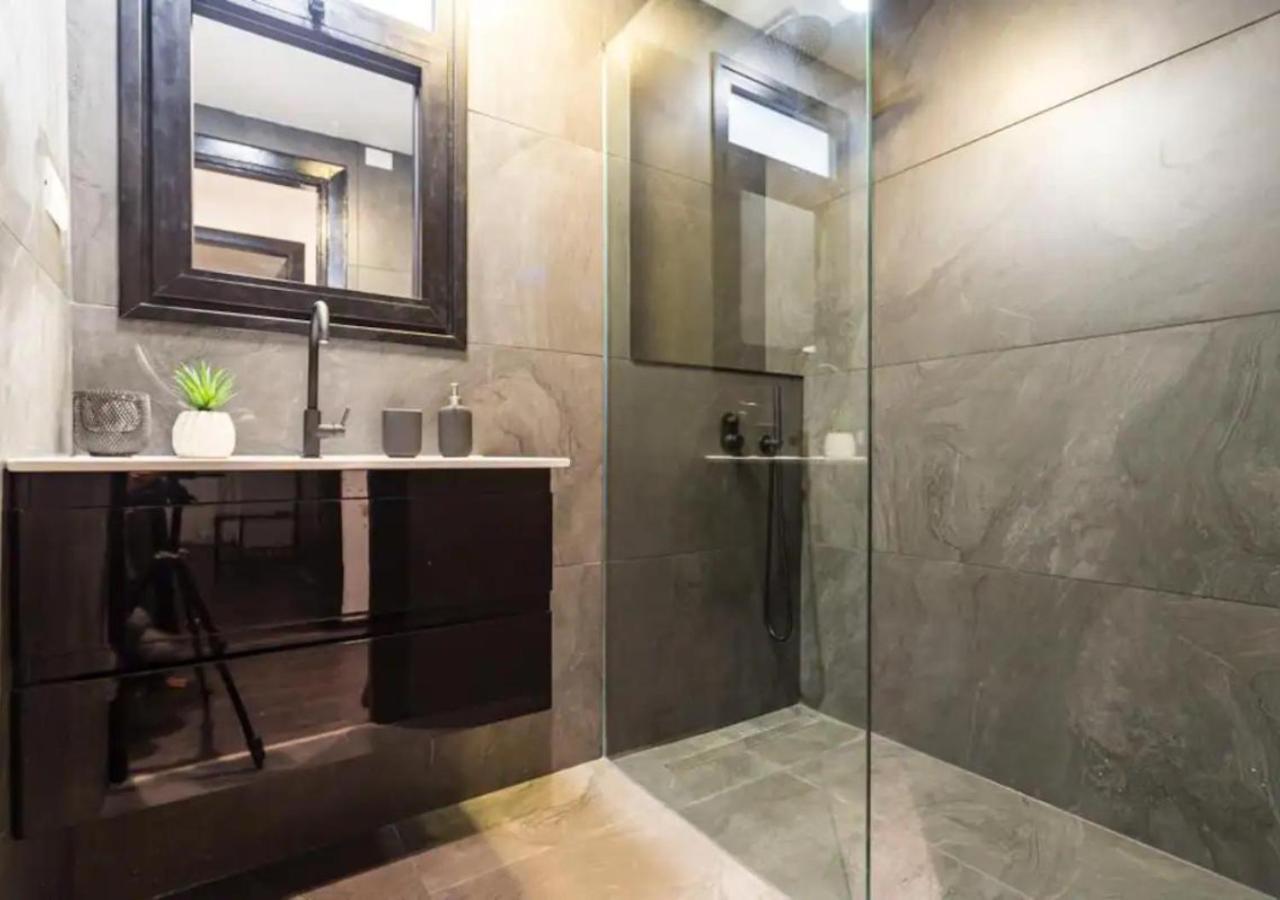 New! 2 Bd Premium House W/large Balcony Tel Aviv